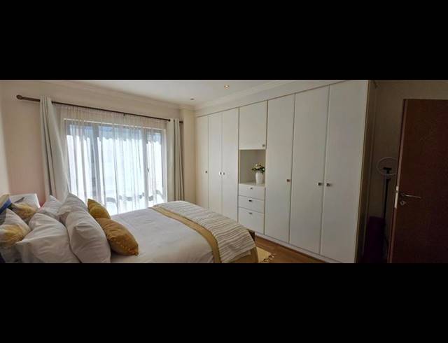 2 BEDROOM APARTMENT FOR SALE IN BEDFORD GARDENS